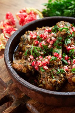 Guruli, Gürcü tavuğu, cevizli, şarap ve baharatlı, Gurian tavuğu, ev yapımı, insan yok.,