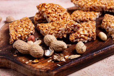 Fıstıklı kozinaki, tatlı, gozinaki, geleneksel Gürcü mutfağı, insan yok.,