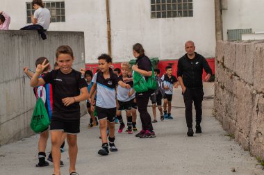 Illa de Arousa, Pontevedra, İspanya. 10 'u, 2023. Kayıtlı takımlar arasındaki maçlar gittikçe yaklaşıyordu..