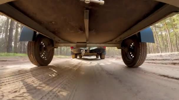 Carro Com Transporte Contêineres Carga Reboque Roda Giratória Suspensão Abaixo — Vídeo de Stock