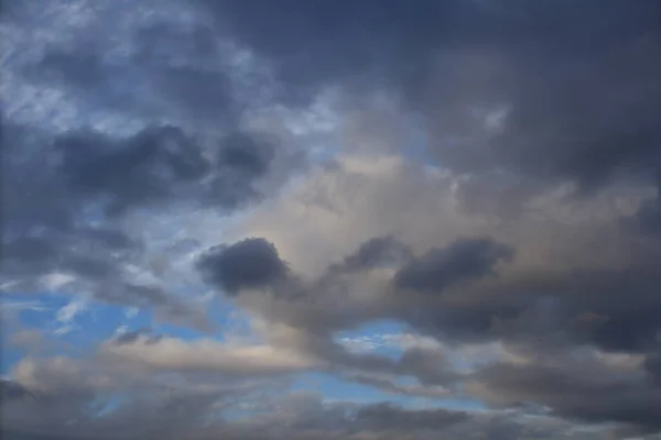 Hermoso Cielo Con Nubes Fondo Naturaleza —  Fotos de Stock