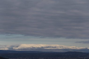 Dağların güzel manzarası