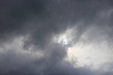 Bulutlu güzel gökyüzü, doğa arka planı