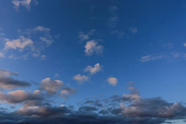 Bellissimo Cielo Con Nuvole Sfondo Natura — Foto Stock