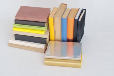 Beyaz Arkaplan Kitabı.