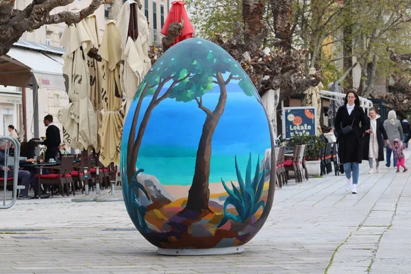 Makarska Croatia 2023 Large Easter Eggs Placed Squares Create Ambiance — Stock Photo, Image