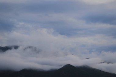 Dağların güzel manzarası