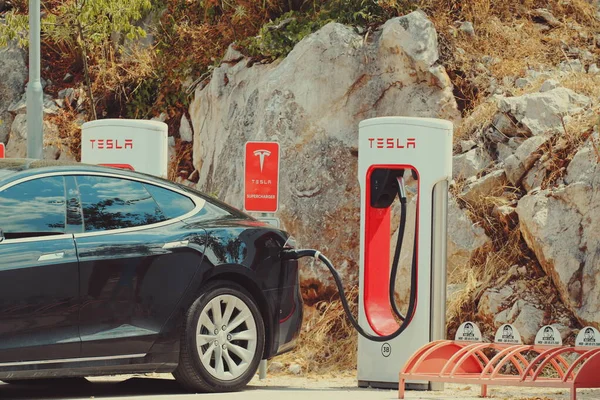 Vrgorac Croatia 2023 Tesla Автомобіль Зарядній Станції — стокове фото