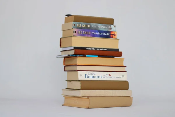 Pile Books Bookshelves Library Closeup — Stock Photo, Image