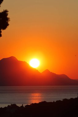 İspanya 'nın güneyindeki Akdeniz' de gün batımı