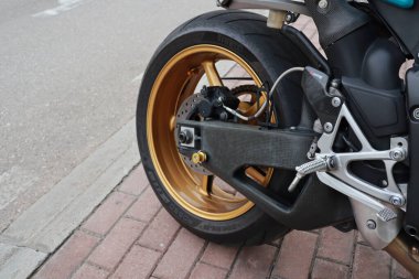 Bölünme, Hırvatistan, 26.07.2023. Petronas 'la yarış, Malezya' yı ziyaret, Barakuda, Ohlins reklamları