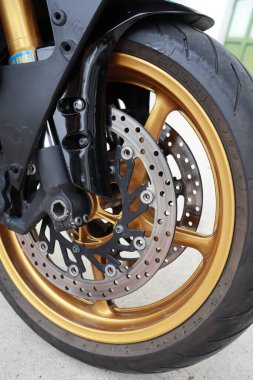 Bölünme, Hırvatistan, 26.07.2023. Petronas 'la yarış, Malezya' yı ziyaret, Barakuda, Ohlins reklamları