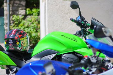 Bölünme, Croatria, 08.08.2023.motosiklet şehirde