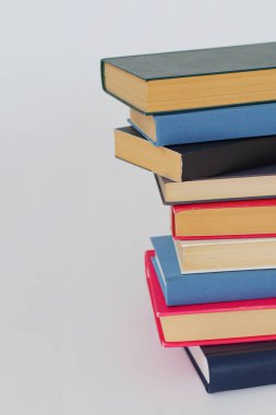 Beyaz kitaplar, eğitim, okul, kütüphane