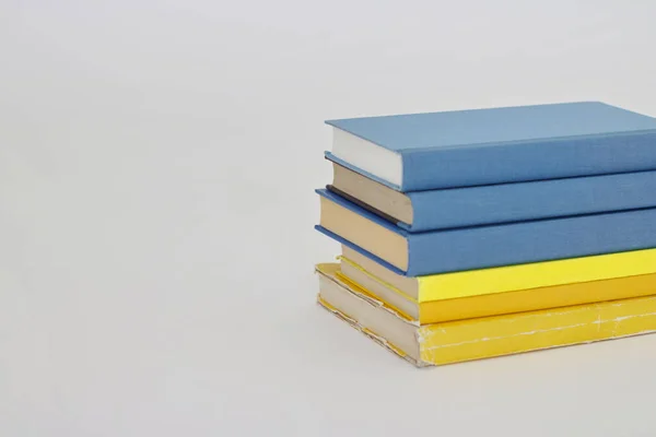 Pila Libros Ucrania Color — Foto de Stock