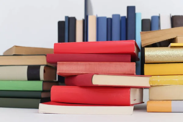 Viele Bunte Bücher Auf Dem Tisch Draufsicht Raum Für Text — Stockfoto