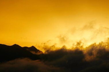 Renkli Sunset Mountain