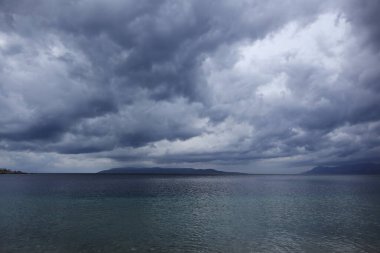 Gökyüzündeki bulutlar