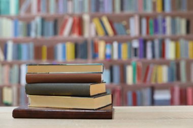 Masada kitap yığını, eğitim, ai, okul,
