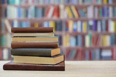 Masada kitap yığını, eğitim, ai, okul,