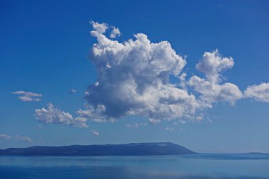 Deniz manzarası çok güzel.
