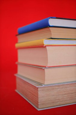 Tahta masadaki kitaplar, kitaplar, ai, okul, kütüphane,