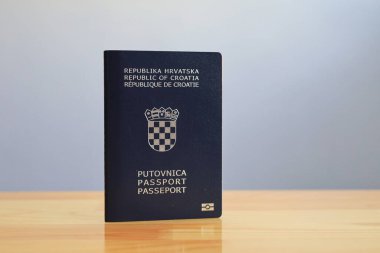 Avrupa Birliği pasaportu, Avrupa Birliği pasaportu, Hırvat