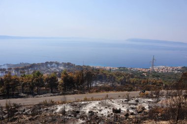 Yunan adası - 0 6 / 0 5 / 2 0 0 19 - Yunan beton şehri, ve betondan ada,