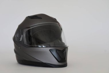 Mavi gökyüzünde fırtına bulutları, ai