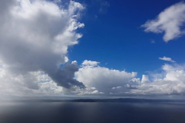 Güzel bulutların manzarası