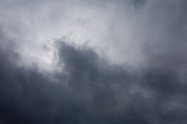 Güzel kara fırtına bulutları