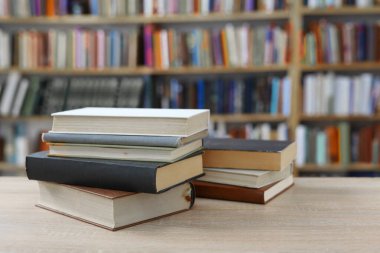 masada Kitaplığı'nda açın