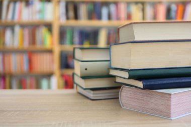 Ahşap zemin, eğitim, okuma, yüksek kaliteli kitaplar, okul, kütüphane, William Shakespeare, edebiyat, romanlar, kısa hikayeler, şiir, editoryal