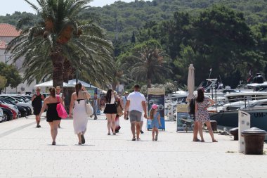 Makarska, Hırvatistan, 30.07.2025. Turistler Hırvatistan 'da yıllık tatile çıktılar 