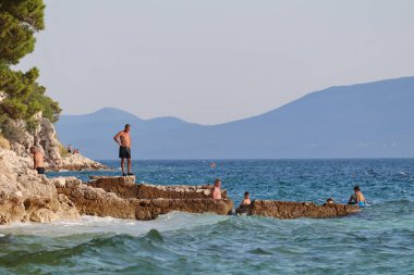Bölünme, Hırvatistan, 24,08. Güney Hırvatistan 'da deniz kenarında yaz tatili