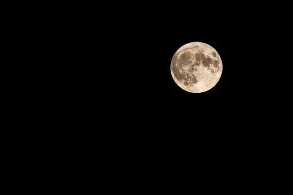 Суперголубая Луна Августа 2023 Года Снятая Висконсине Помощью Космического Телескопа — стоковое фото