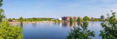 Wausau East Riverfront Bölgesi, Wausau şehir merkezi, Wisconsin nehri boyunca, Panorama