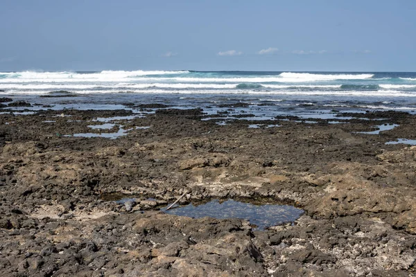 Rotsachtige Strand Het Noorden Van Het Eiland Golven Van Atlantische — Stockfoto