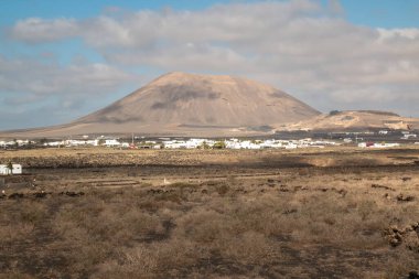 Manzara ve beyaz mimari, Lanzarote, İspanya