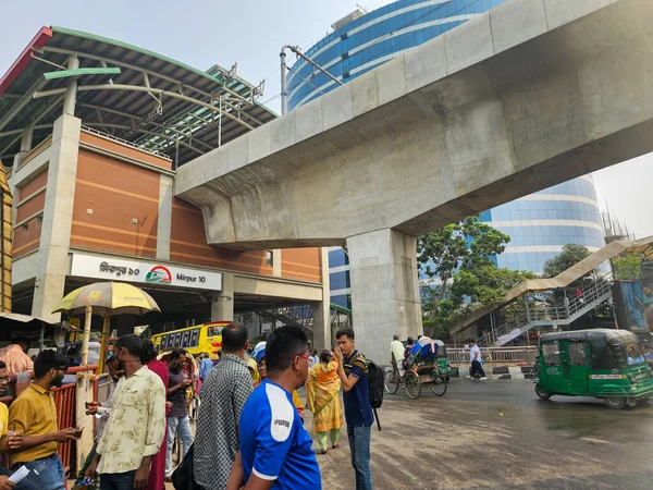 방글라데시 2023 버스가 지하철 — 스톡 사진
