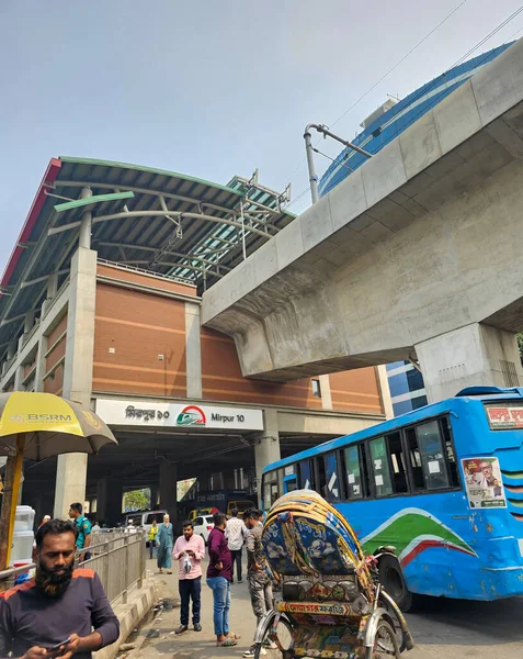 방글라데시 2023 버스가 지하철 — 스톡 사진