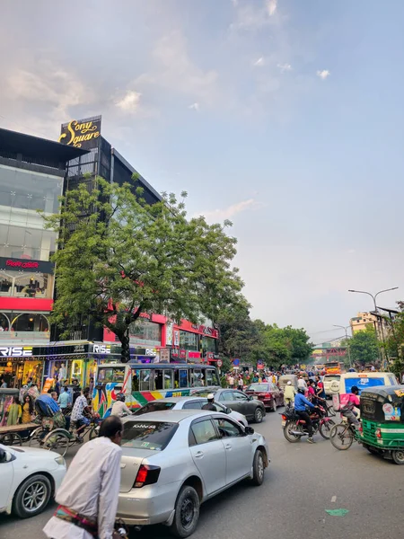 방글라데시 2023 사람들 자동차들 러시아워 시간에 거리에 방글라데시 다카의 — 스톡 사진