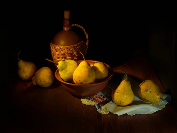Ripe Yellow Pears Wooden Table Black Background Still Life — Stock Photo, Image
