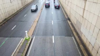 Paris, Fransa, 20 Aralık 2022 Leydi Diana de l 'Alma' nın Ölüm Tüneli, Paris. Alma Köprüsü 'nün altındaki trafik tüneli. Diana Paris, Fransa 'daki Pont de l' Alma yol tünelinde bir araba kazasında öldü..