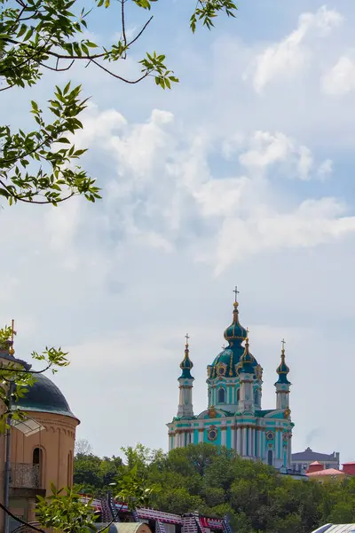 Ukrayna Ortodoks Kilisesi. Ukrayna 'daki güzel Hıristiyan Katedrali, Ukrayna Patrikliği Ortodoks Kilisesi.