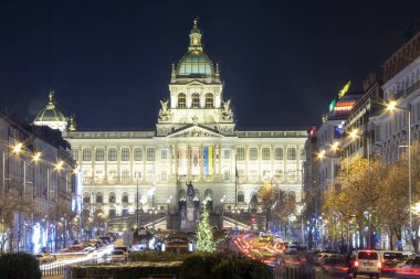 Prag, Çek Cumhuriyeti, 2 Aralık 2023: Noel 'den önce Prag. Prag 'ın mimarisi, Avrupa.
