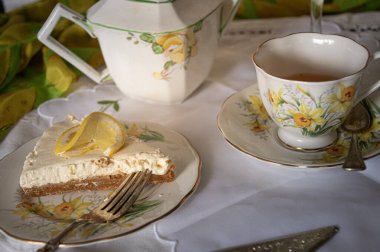 Öğleden sonra çayı, limonlu limonlu peynir, klasik Çin çayı.