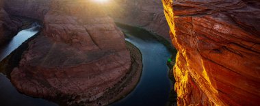 Colorado Kanyonu. Colorado Nehri 'ndeki Horseshoe Bend. Colorado Nehri 'ndeki Horseshoe Bend' in harika manzarası Glen Canyon Arizona USA