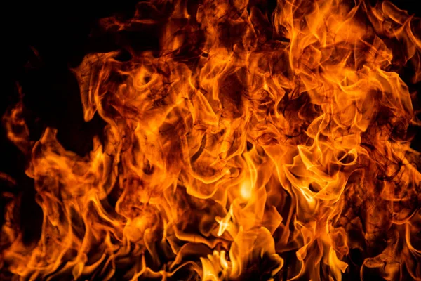 Огненное Пламя Огонь Сияющий Черном Фоне — стоковое фото