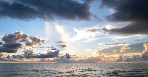 Sea Sunset Sky Sun Clouds Ocean Sky Background Seascape — Stock Photo, Image